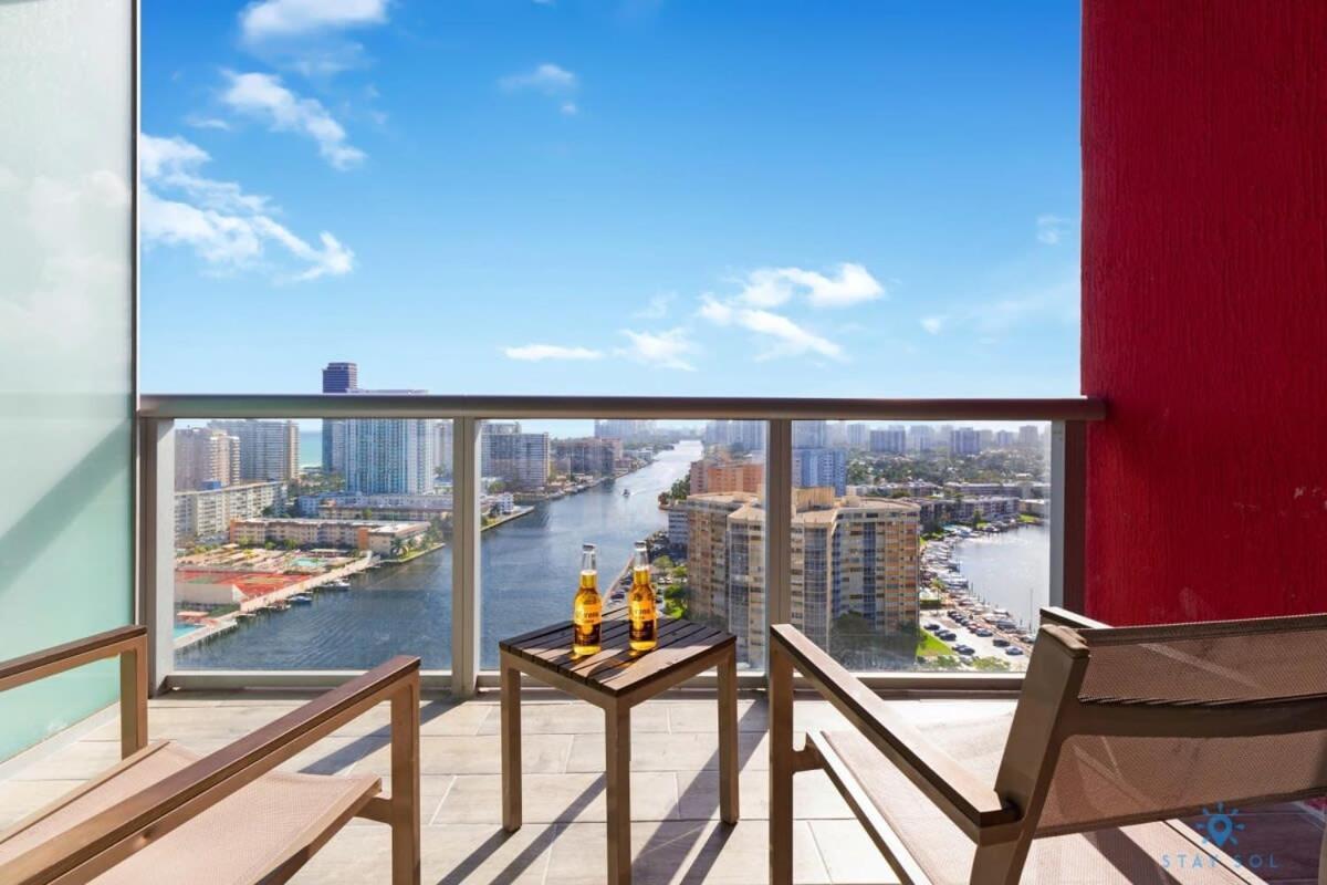 Infinite View With Balcony,Pool Plus Near Beach ฮาลลันเดลบีช ภายนอก รูปภาพ