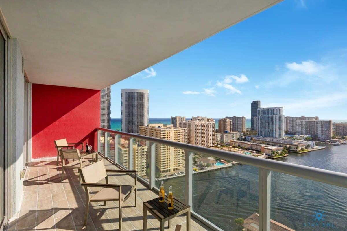 Infinite View With Balcony,Pool Plus Near Beach ฮาลลันเดลบีช ภายนอก รูปภาพ
