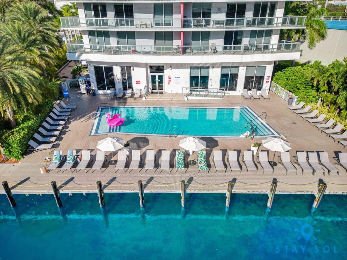Infinite View With Balcony,Pool Plus Near Beach ฮาลลันเดลบีช ภายนอก รูปภาพ