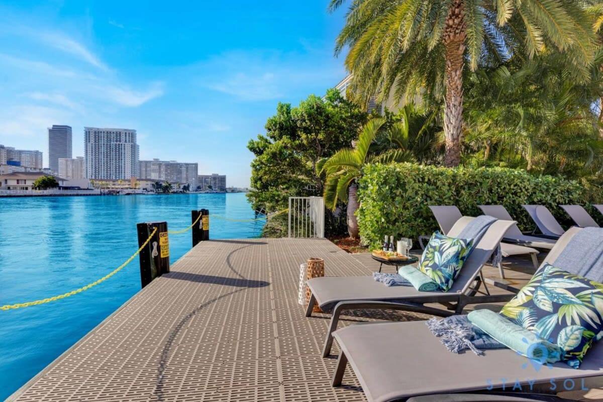 Infinite View With Balcony,Pool Plus Near Beach ฮาลลันเดลบีช ภายนอก รูปภาพ